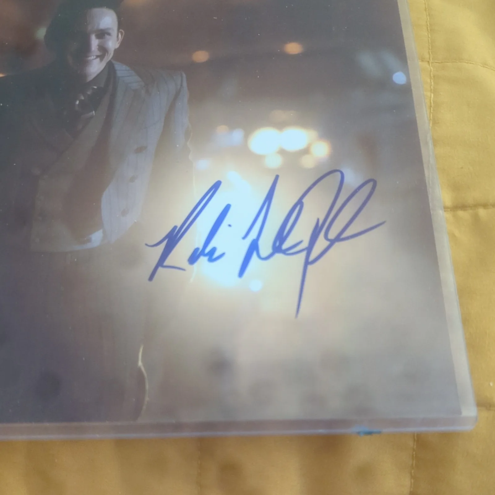ROBIN LORD TAYLOR — ROBIN LORD TAYLOR Autographed 8x10 Photo Gotham TV Show The Penguin- LOA, изображение 3