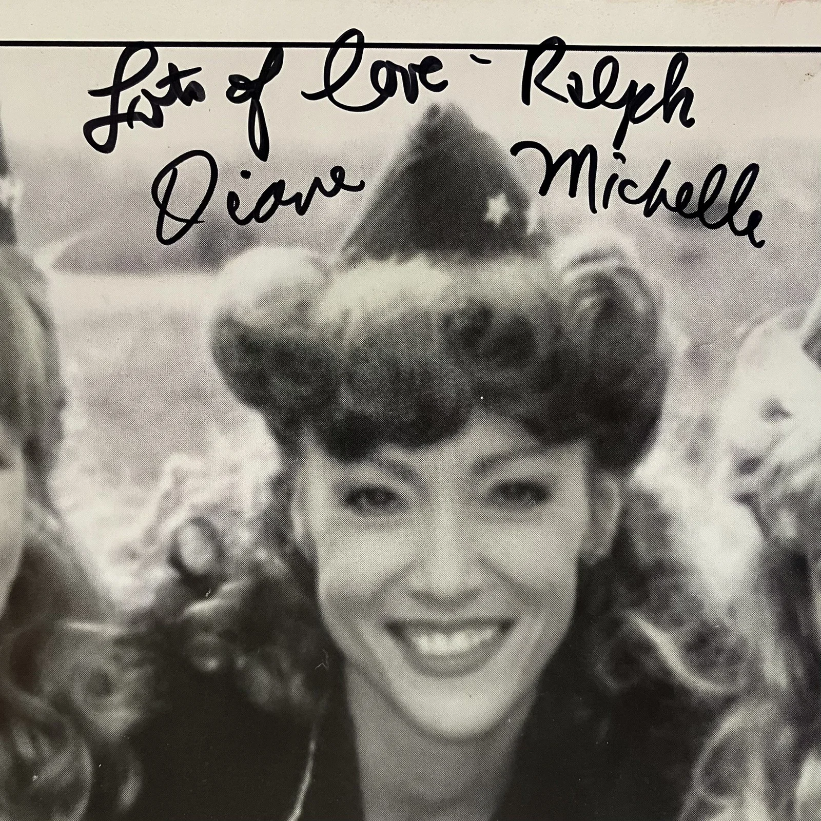 ‘THE GOILS’ Singing Group SIGNED PHOTO / Diane Michelle DAISY DUCK Voice Actress, image 5