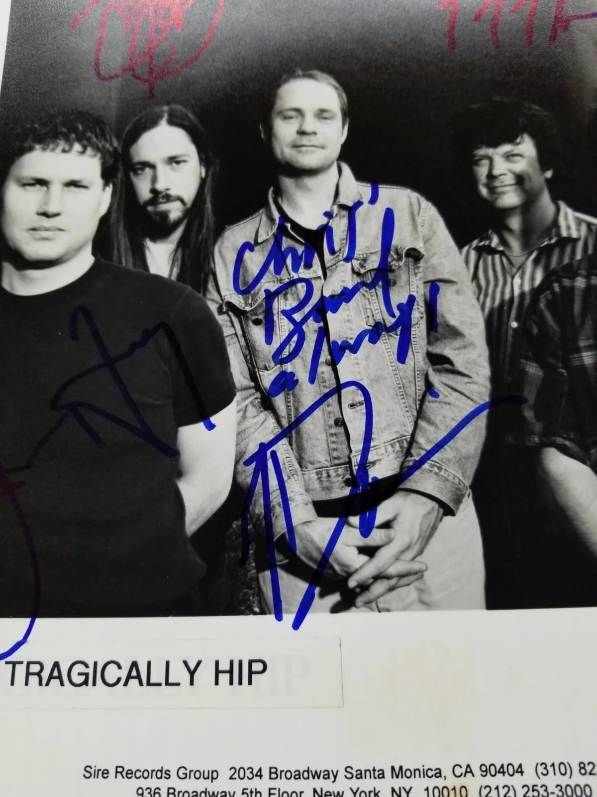 The Tragically Hip full band SIGNED Promo Photo JSA LOA Autograph Gord Downie +, изображение 2