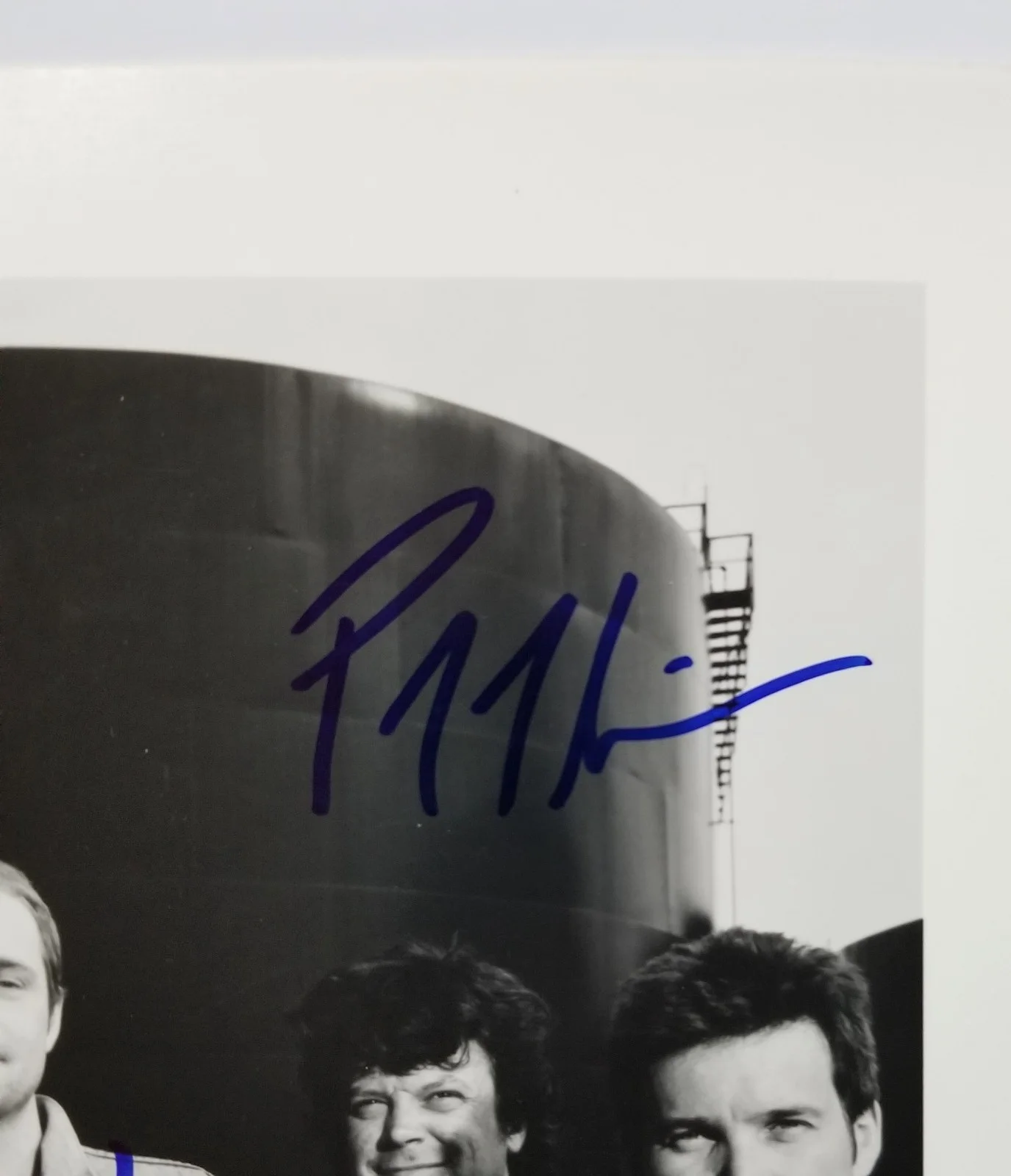 The Tragically Hip full band SIGNED Promo Photo JSA LOA Autograph Gord Downie +, изображение 4
