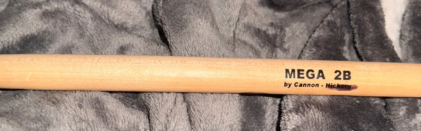 DRUM STICK SIGNED DAVE DUNSEATH AND LEE ANN WOMACK, image 3
