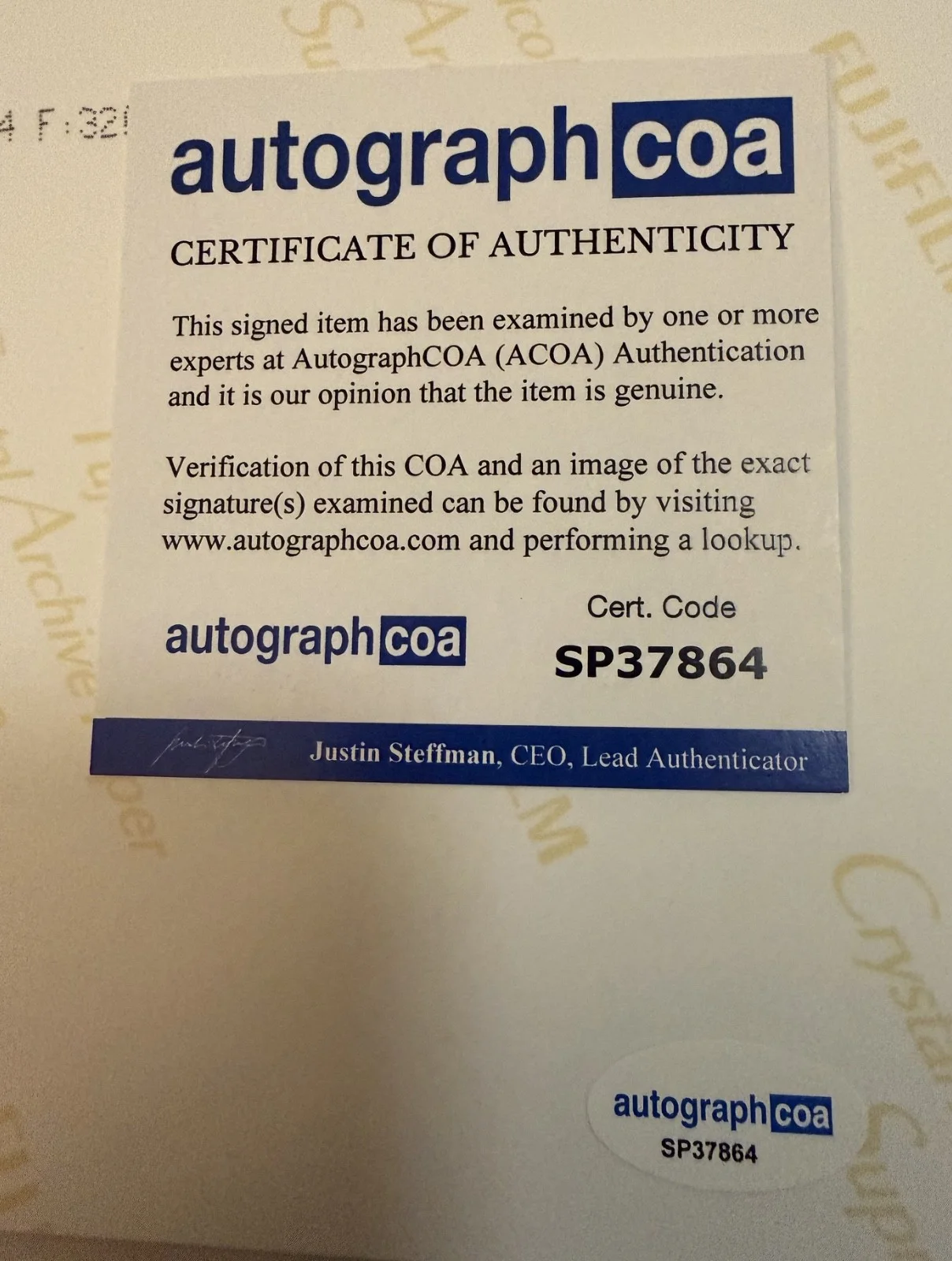 Finn Wolfhard — FINN WOLFHARD signed STRANGER THINGS 8x10 photo AUTOGRAPH auto ACOA w/ Millie, изображение 2