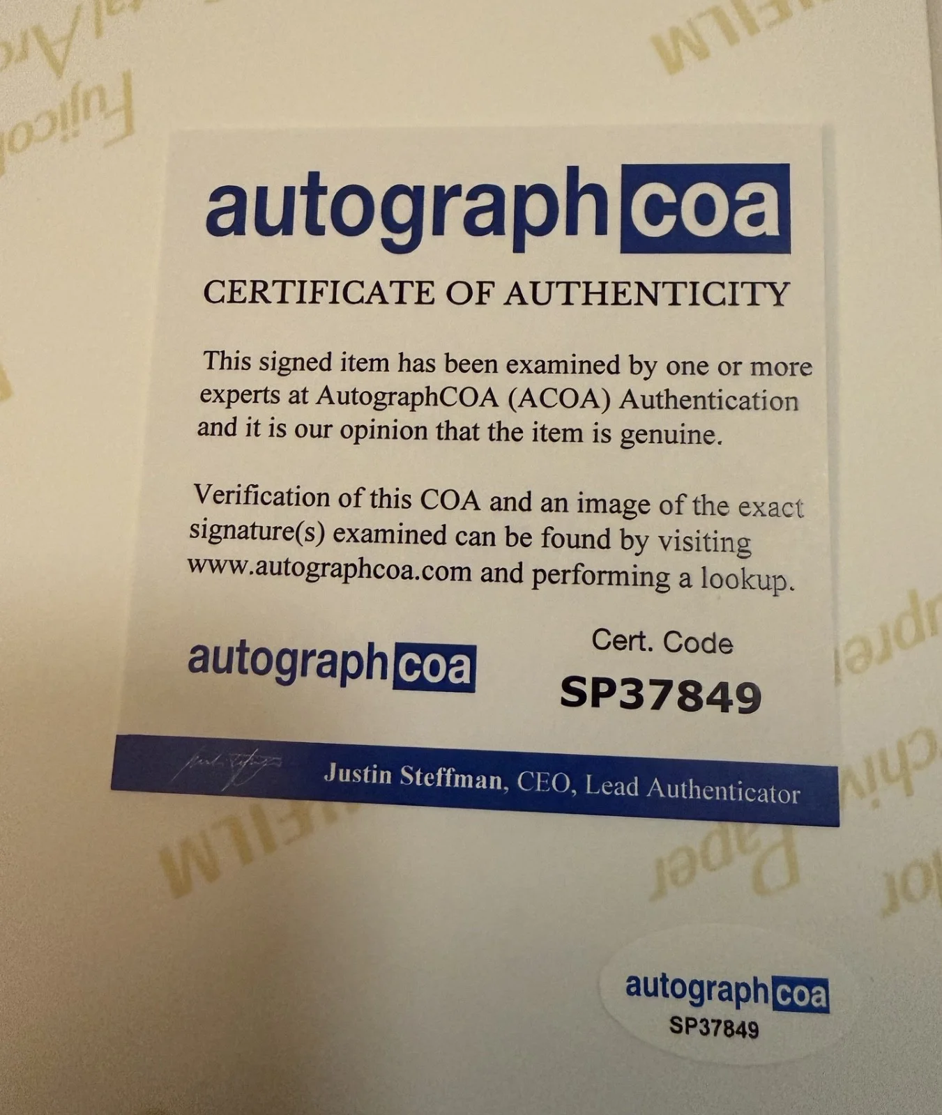 Edward James Olmos — EDWARD JAMES OLMOS Battlestar Galactica signed 8x10 photo auto AUTOGRAPH ACOA, image 2