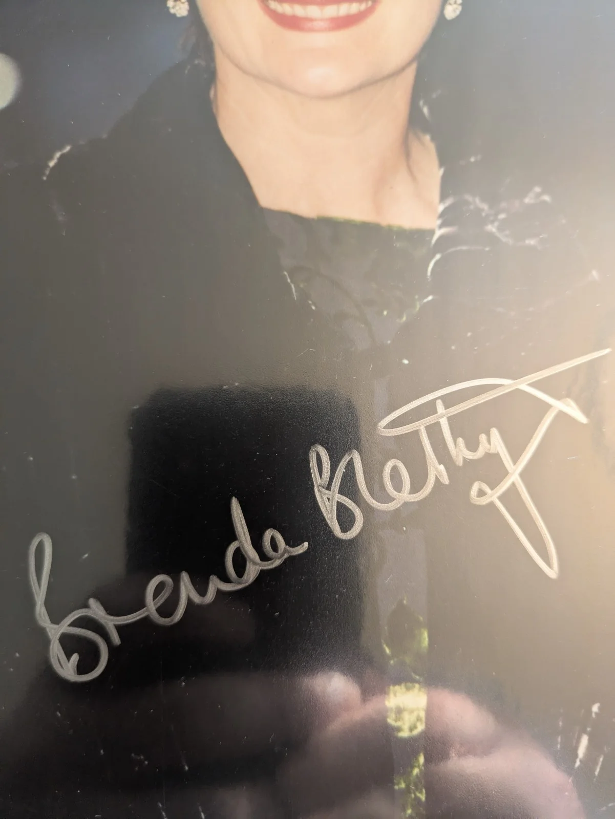 Brenda Blethyn — Brenda Blethyn Signed Autographed Framed 8x10 Photo With COA, image 3