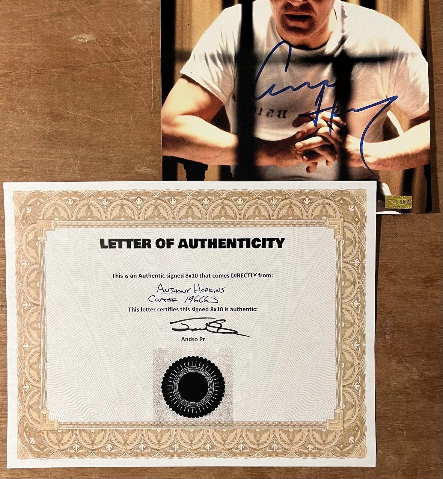 Anthony Hopkins Signed Autographed 8x10 Dr. Hannibal Lecter Photo With COA, изображение 2