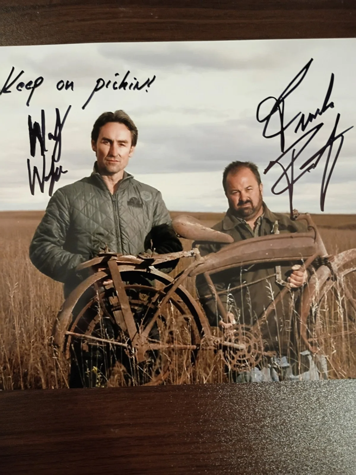 Mike Wolfe Frank Fritz — American Pickers Mike Wolfe Frank Fritz Signed 8x10 COA& Matching Number Sticker, image 4