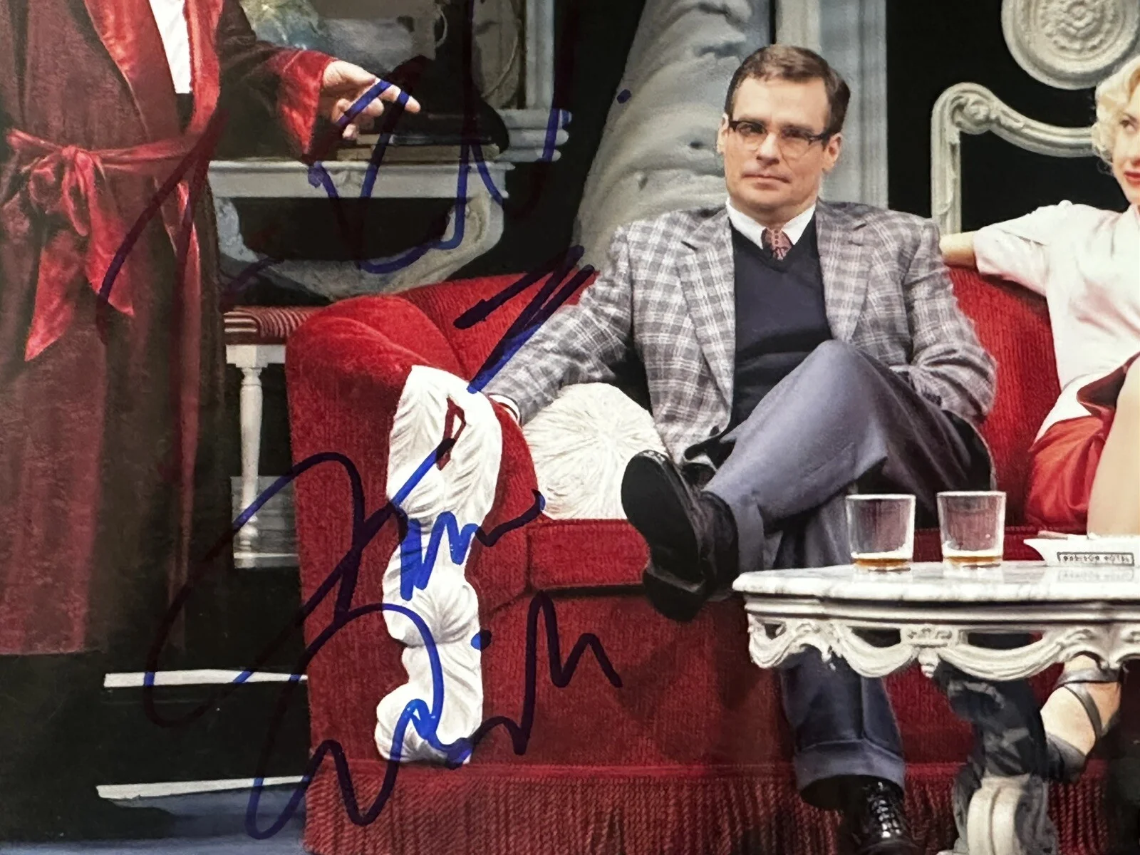 Jim Belushi — Jim Belushi & Nina Arianda signed 8x10 Photo In Person. Born Yesterday, изображение 2