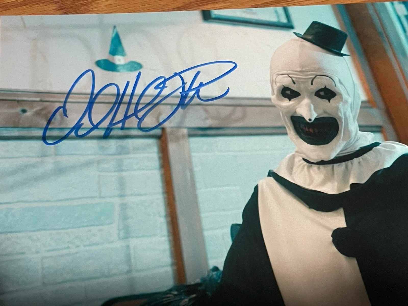 Hand Signed David Howard Thornton Autographed Art The Clown Terrifier 8x10 Photo, изображение 2