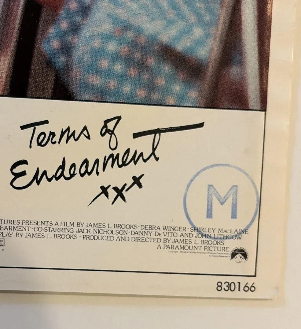 SHIRLEY MACLAINE — SHIRLEY MACLAINE Signed 11x14 Theater Lobby Card TERMS OF ENDEARMENT" JSA, изображение 4