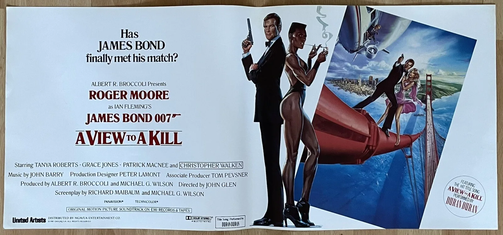 A VIEW TO A KILL 'JAMES BOND' 1985 ORIGINAL U.S. MOVIE POSTER NEAR MINT, изображение 2