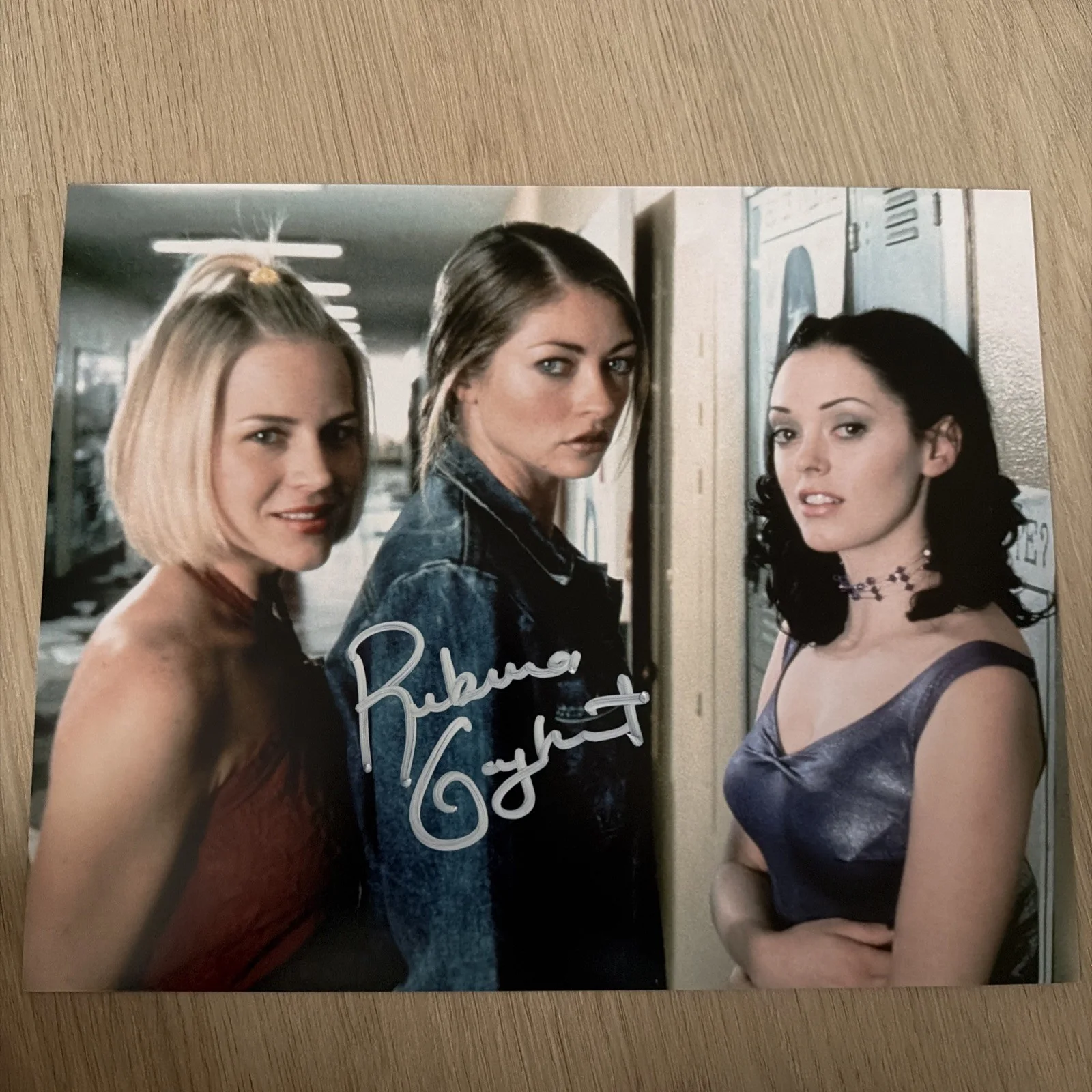 Rebecca Gayheart signed Jawbreaker 8x10 photo Autograph, изображение 2