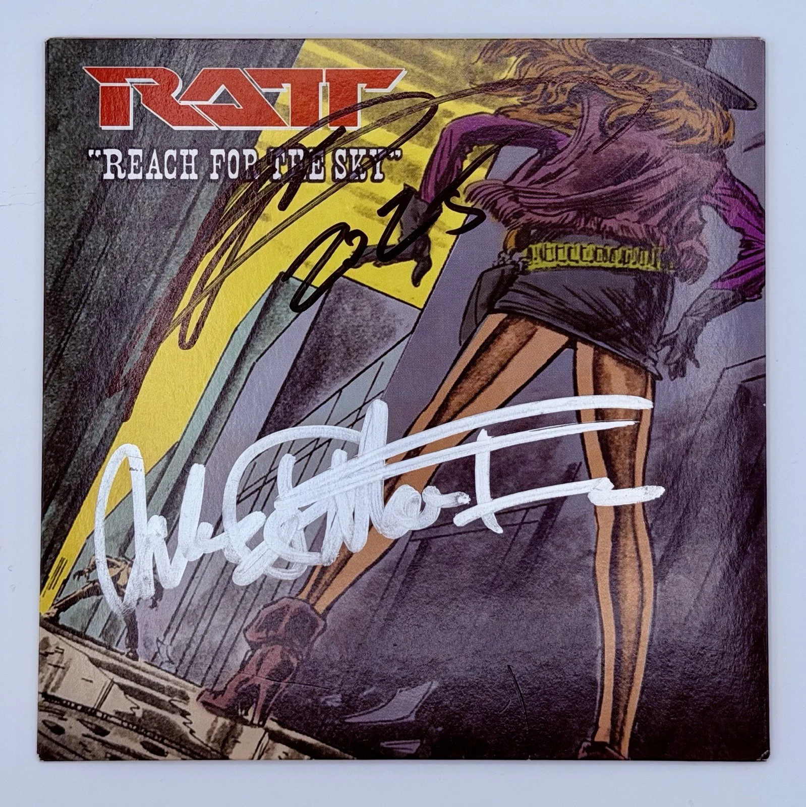 RATT Signed Reach For The Sky Colored Vinyl 45 Autographed Pearcy DeMartini, image 2