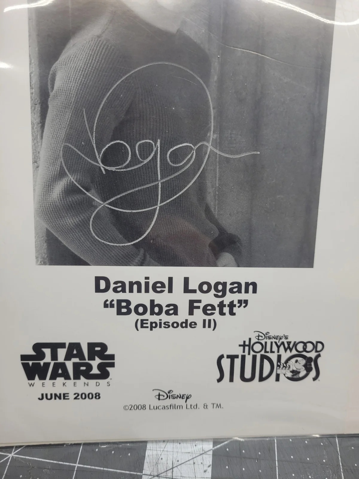 Daniel Logan Boba Fett — BOBA FETT Ep2 Disney Star Wars Weekends DANIEL LOGAN 5.5 x 8.5 Signed Photo, изображение 4