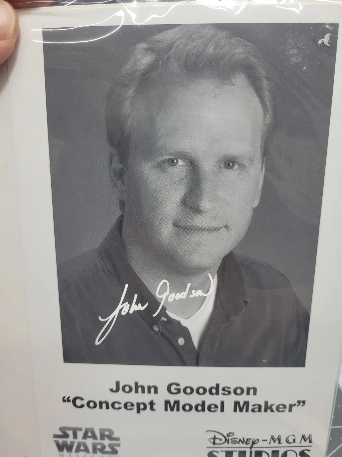 John Goodson — Disney Star Wars Weekend JOHN GOODSON 5.5 x 8.5 Signed Photo Concept Model Maker, изображение 3