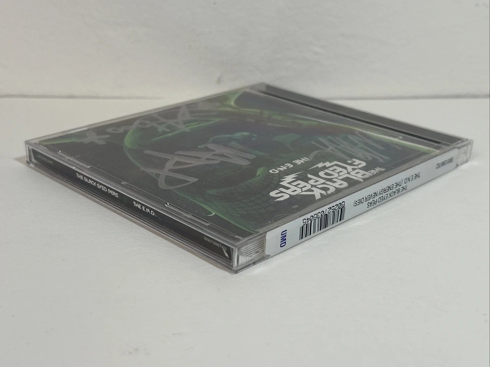 The Black-Eyed Peas The E.N.D. CD 4x Signed Autographed Fergie Will.i.am 2009, изображение 3