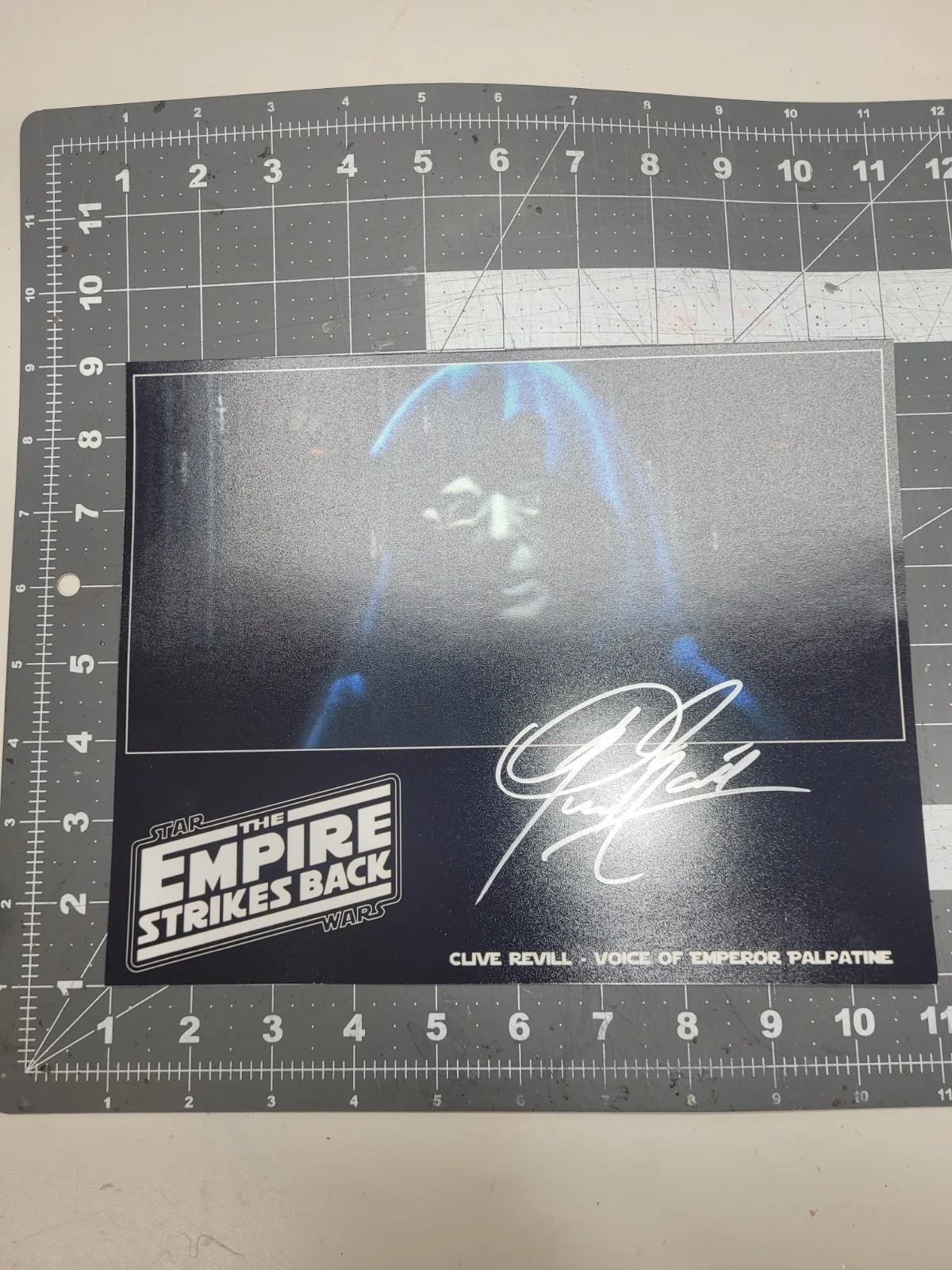 Clive Revill — STAR WARS ESB Emperor Palpatine / Clive Revill Autographed 8x10 S.W. CELEBRATION, изображение 2