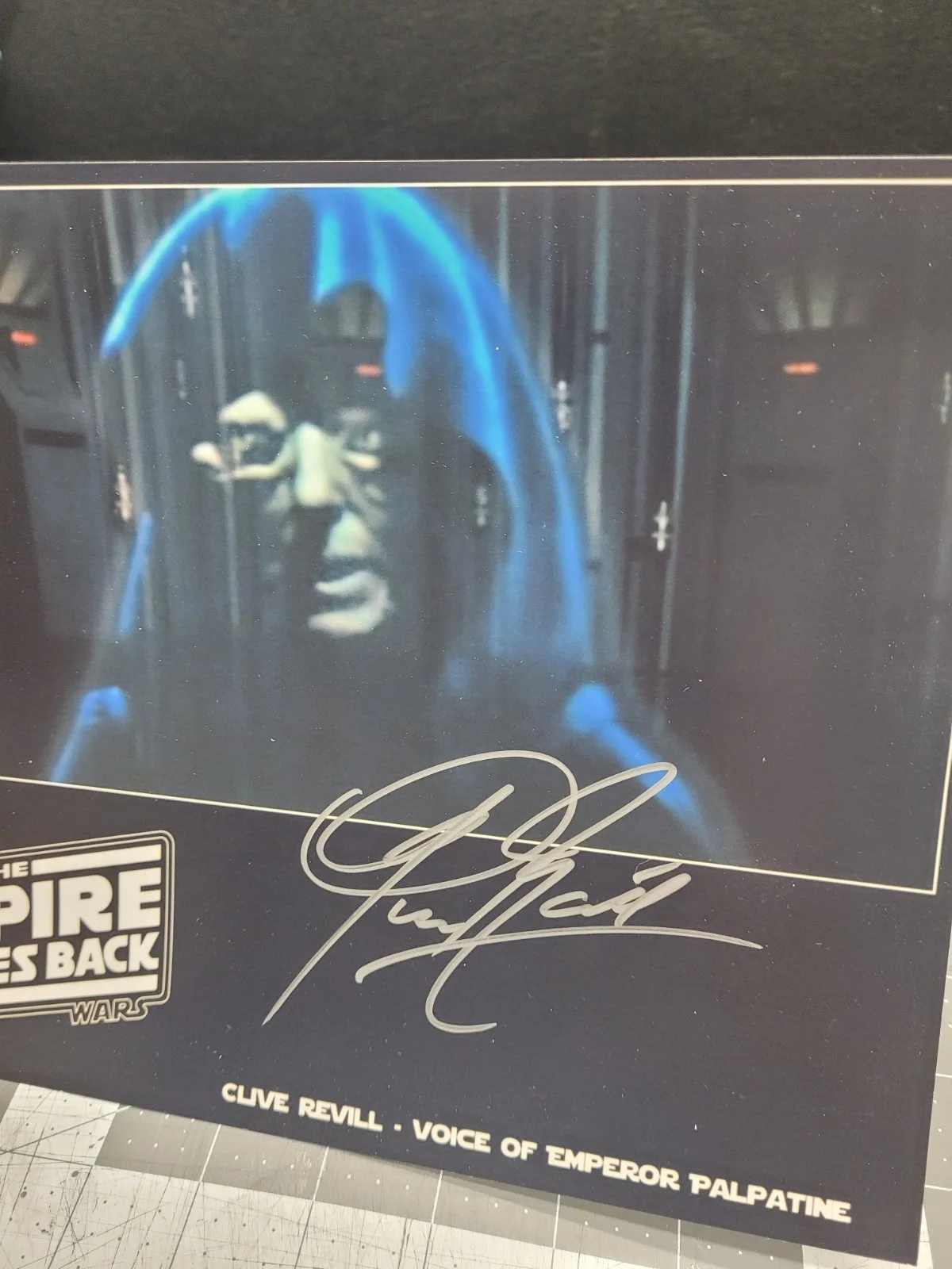 Clive Revill — STAR WARS ESB Emperor Palpatine / Clive Revill Autographed 8x10 S.W. CELEBRATION, изображение 4