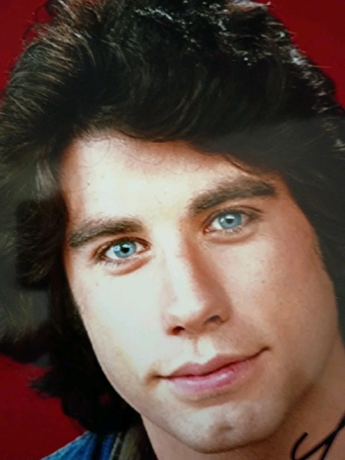 John Travolta — John Travolta Signed 8x10 COA W/ Matching Numbered Sticker, image 2