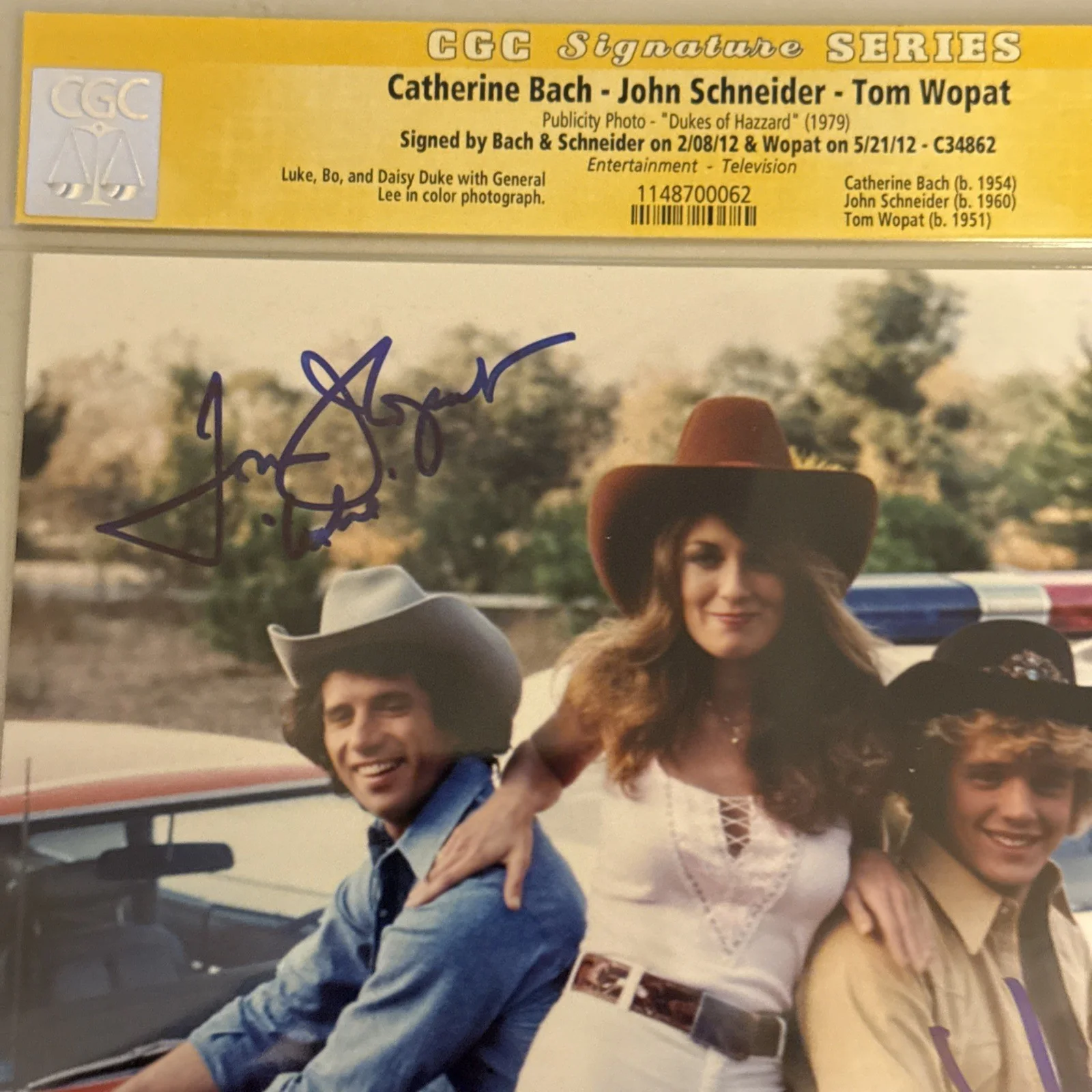 Catherine Bach TOM WOPAT JOHN SCHNEIDER — SCHNEIDER WOPAT BACH DUKES OF HAZZARD AUTO/AUTOGRAPHED 8x10 PHOTO CGC SIG GRADED, изображение 5