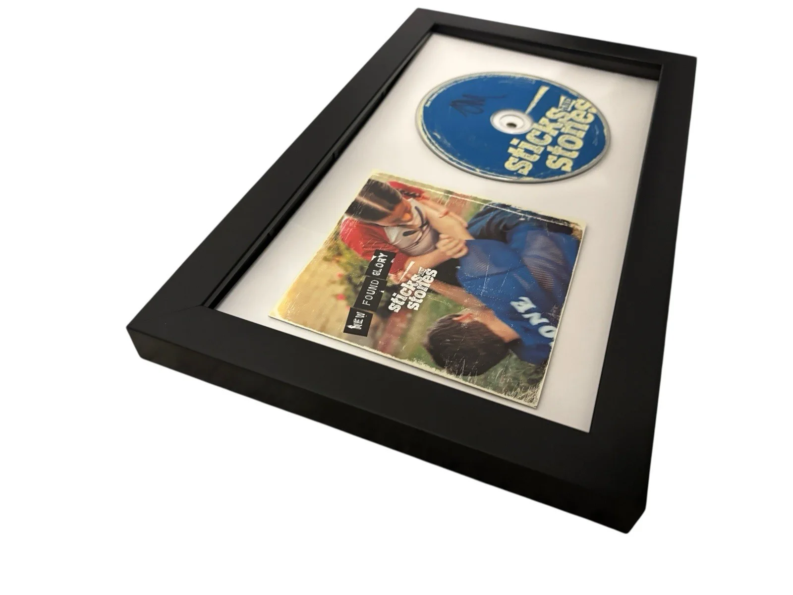 NEW FOUND GLORY SIGNED AUTOGRAPH STICKS & STONES FRAMED CD JORDAN PUNDIK JSA COA, image 4