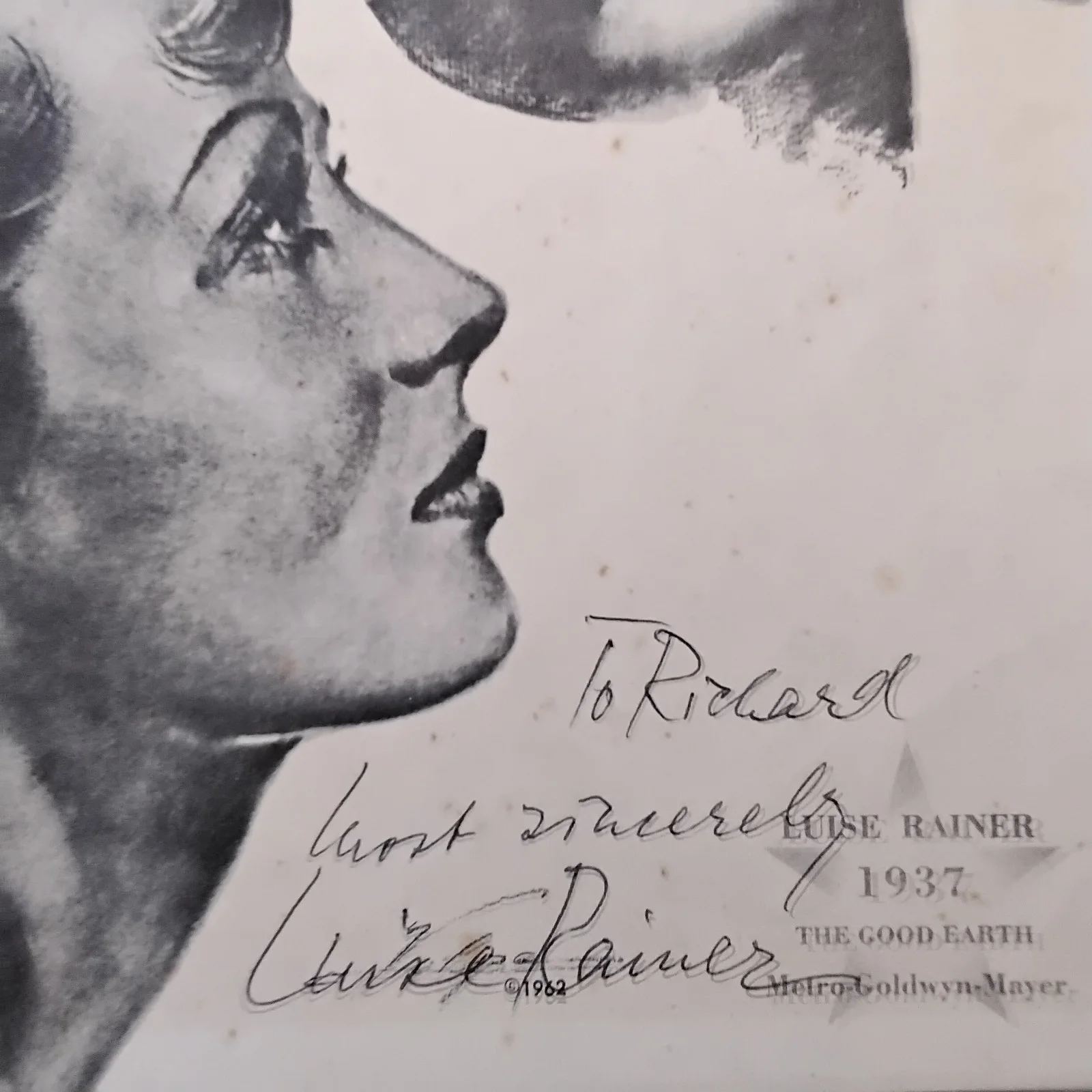Luise Rainer SIGNED Volpe Photo 30s Actress MGM Good Earth Great Ziegfeld Oscar, изображение 3
