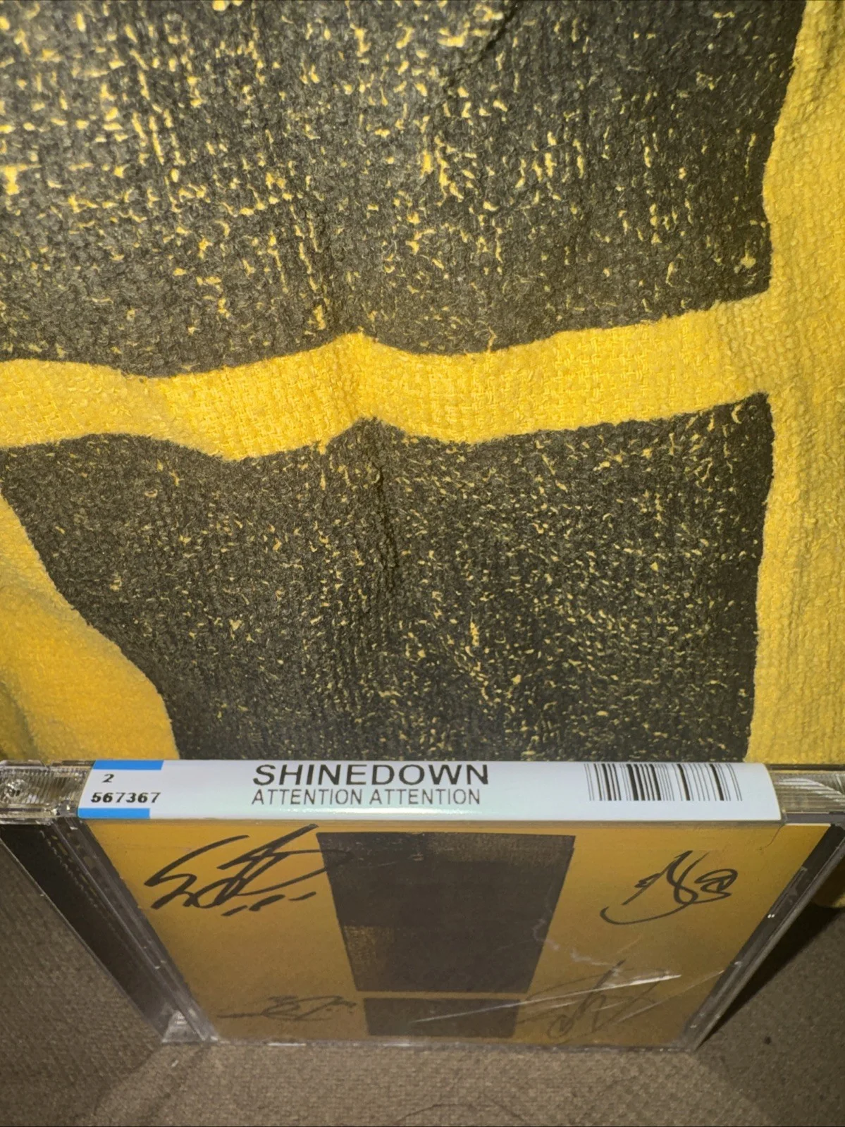 Attention by Shinedown CD 2018 Atlantic Records Autographed by Band, изображение 2
