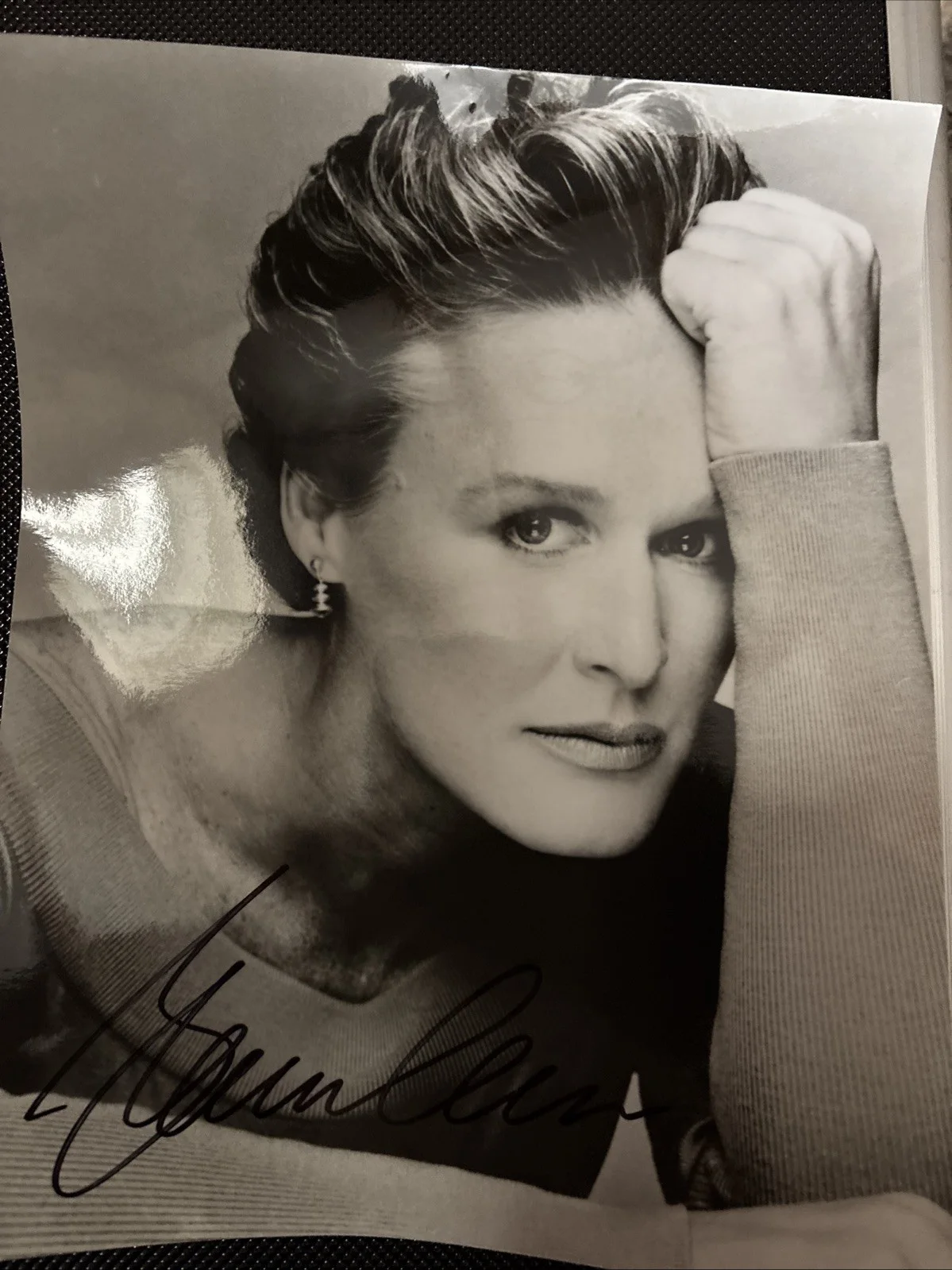 GLENN CLOSE — GLENN CLOSE SIGNED AUTOGRAPHED 8X10 PHOTO