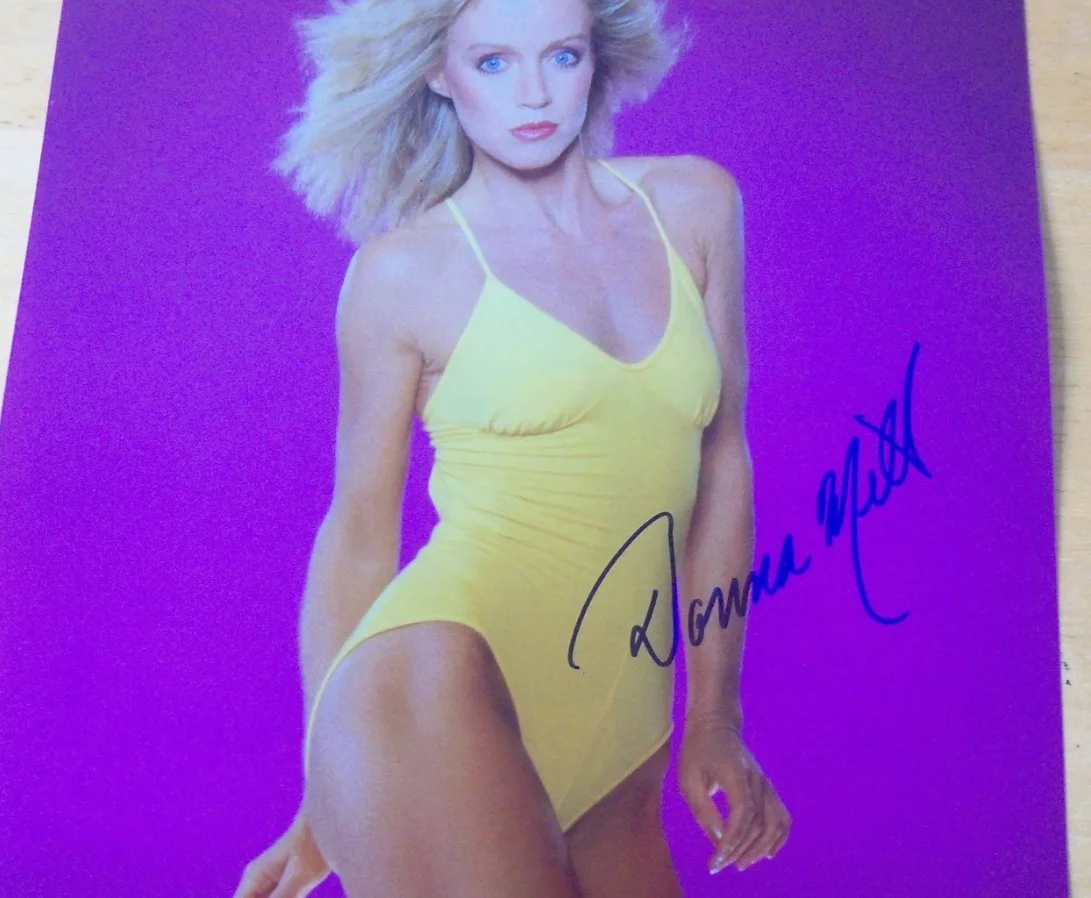 Donna Mills — Donna Mills signed photo COA, image 2