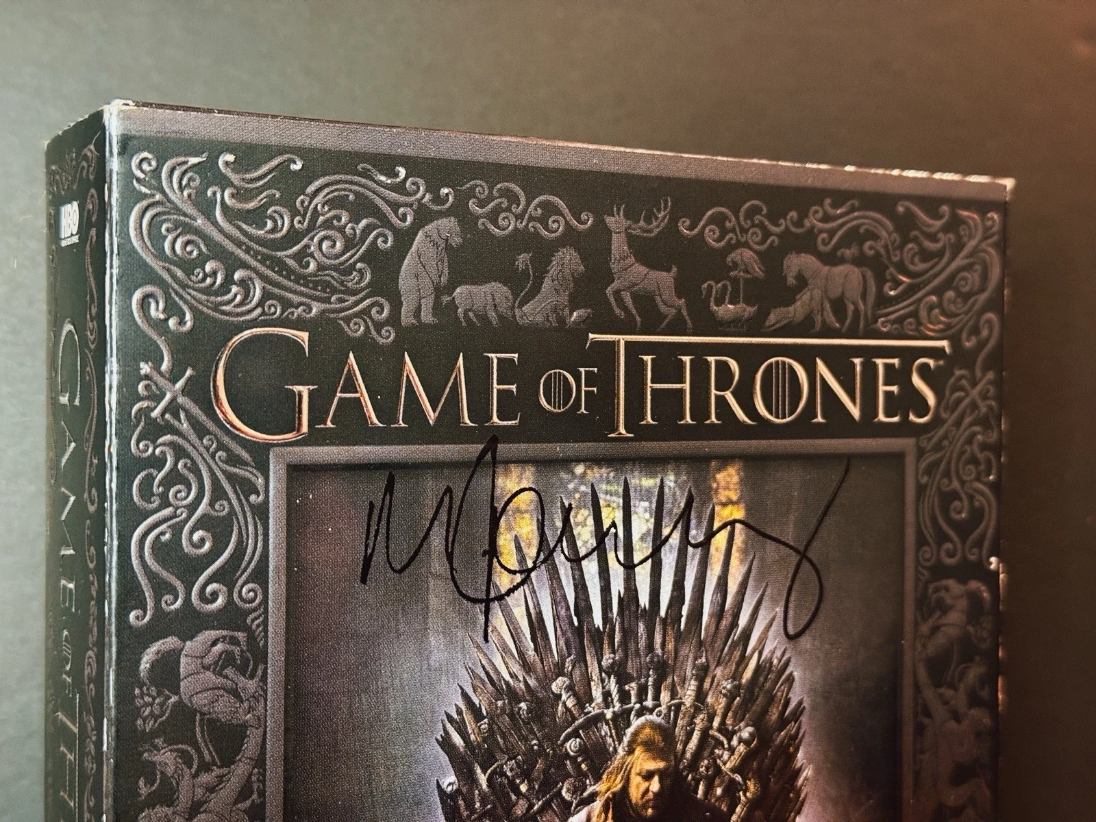 Michelle Fairley — ACA Certified Michelle Fairley Signed “Game Of Thrones” First Season Bluray Box, изображение 2