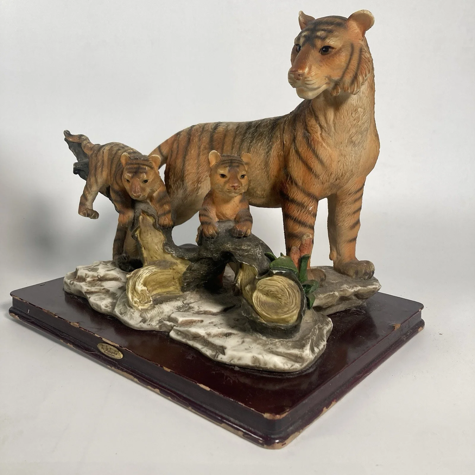 Juliana Collection 10” Tiger & Cubs Family Resin Figurine Hand Painted Model, изображение 4