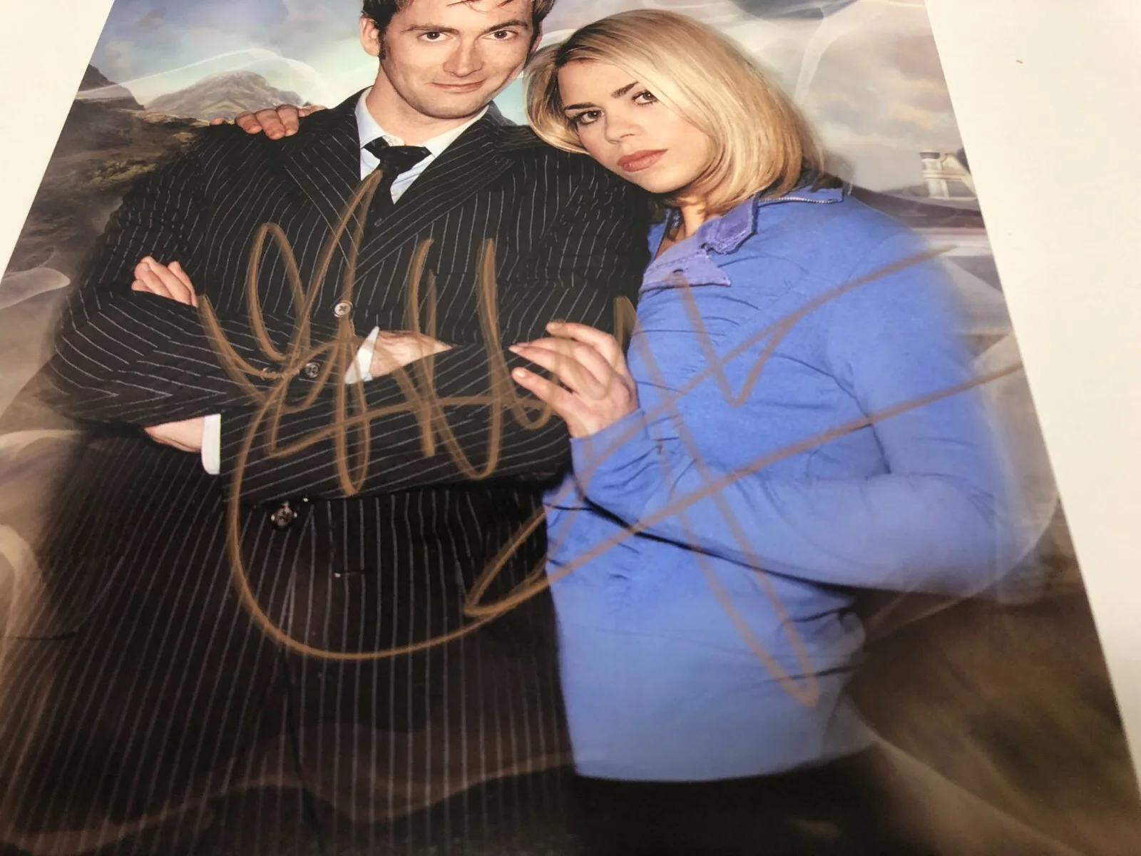 Billie Piper — Billie Piper DOCTOR WHO Hand Signed 8 x 10 Photo with Wizard World COA, image 2