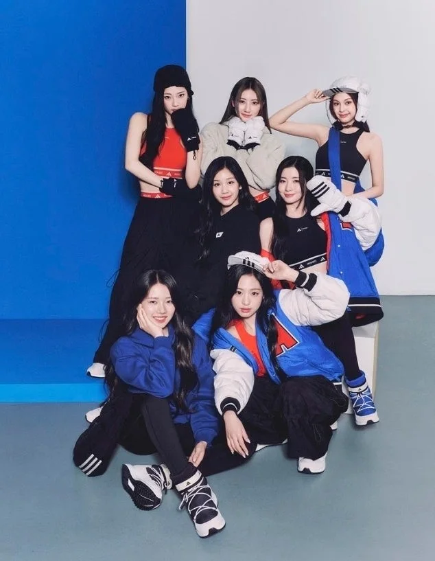 Adidas Event Prize YG Promo BabyMonster 1st Drip Album Autographed Hand Signed, изображение 2