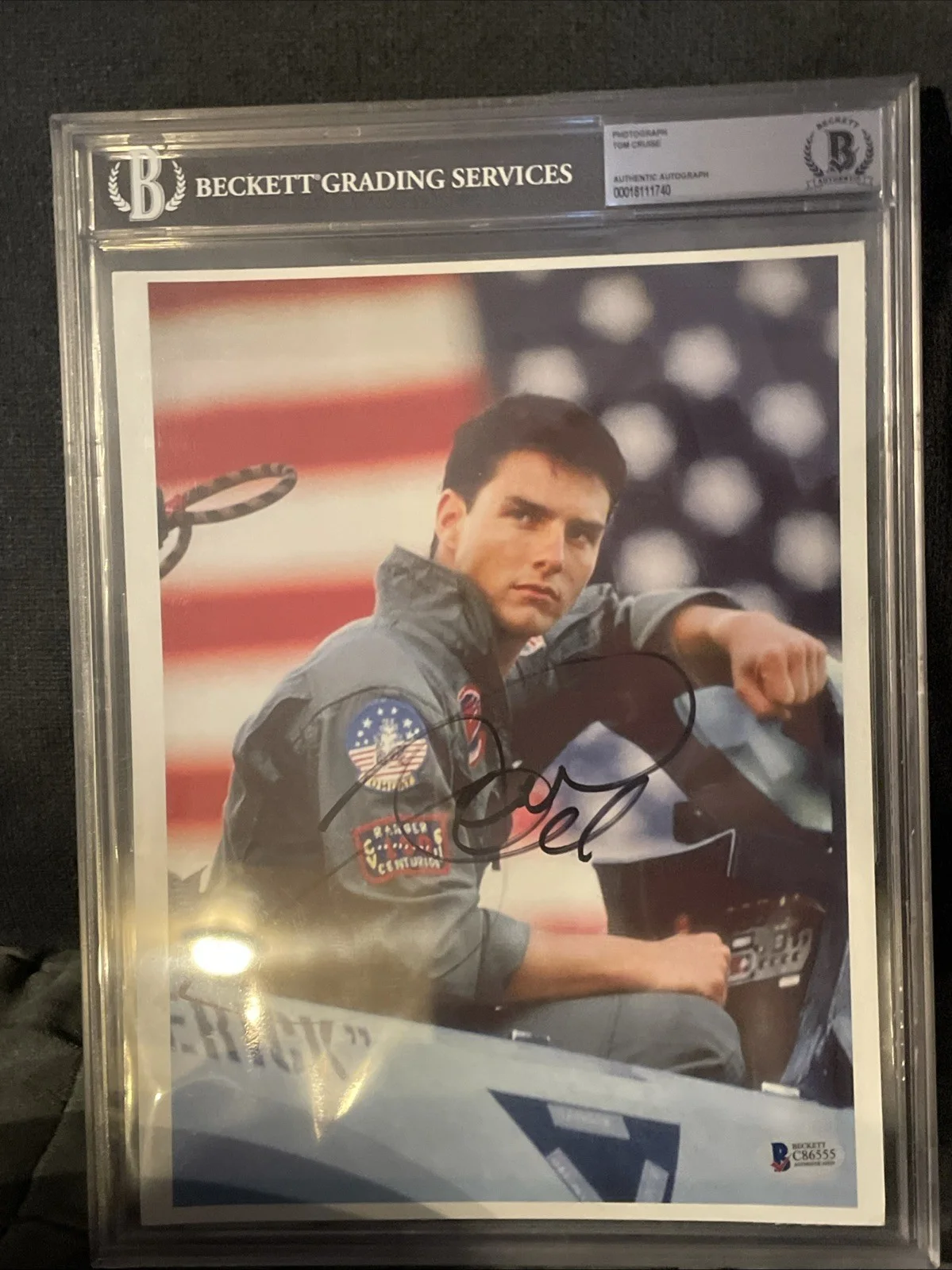 TOM CRUISE — Tom Cruise Signed Autograph Top Gun 8x10 Photo Beckett BAS Encapsulated