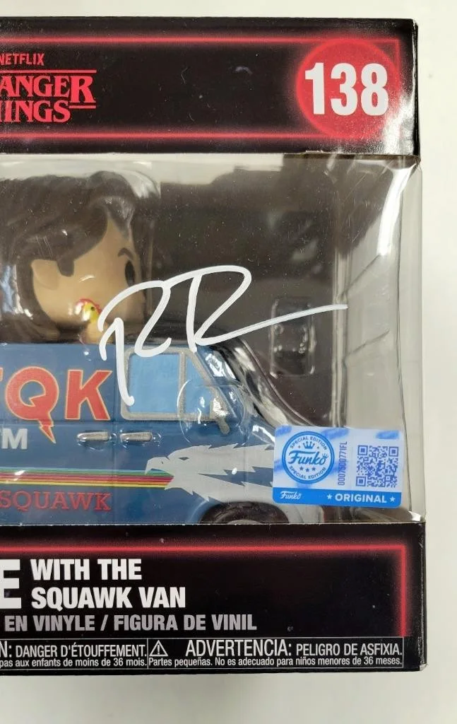 Ross Duffer, Matt Duffer — Ross & Matt Duffer Brothers signed Steve Squawk Van Funko Pop 138 figure JSA COA, изображение 2