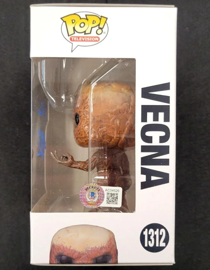 Ross Duffer, Matt Duffer — Ross & Matt Duffer Brothers signed Vecna Funko Pop Stranger Things 2 Beckett BAS, изображение 2