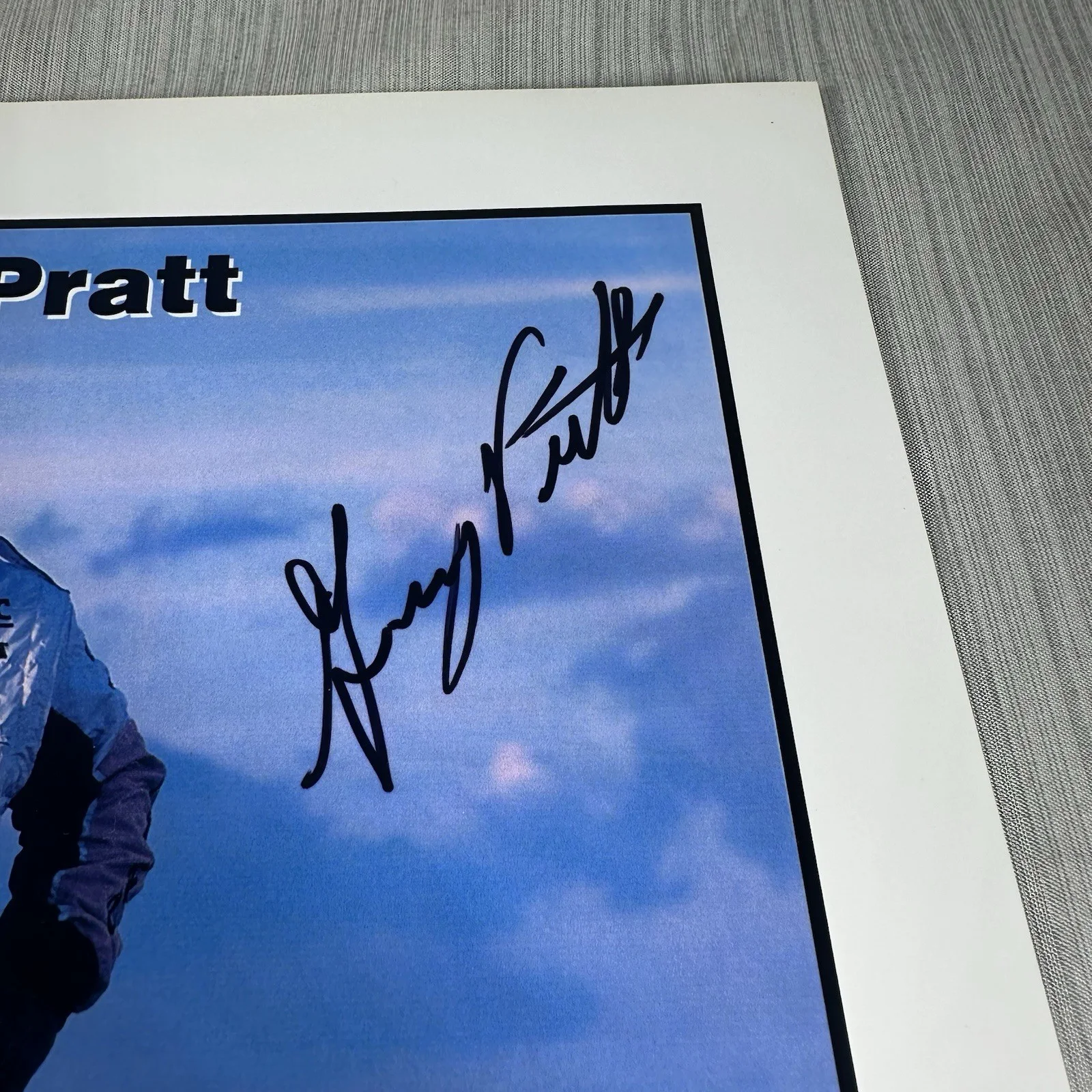 Gary Pratt SIGNED 8.5x11 Photo Autograph, image 2