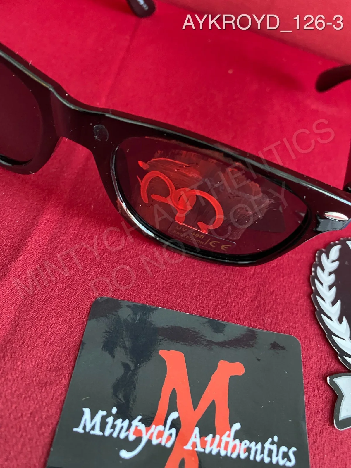 Dan Aykroyd — Dan Aykroyd autographed signed The Blues Brothers style sunglasses Beckett COA, image 3