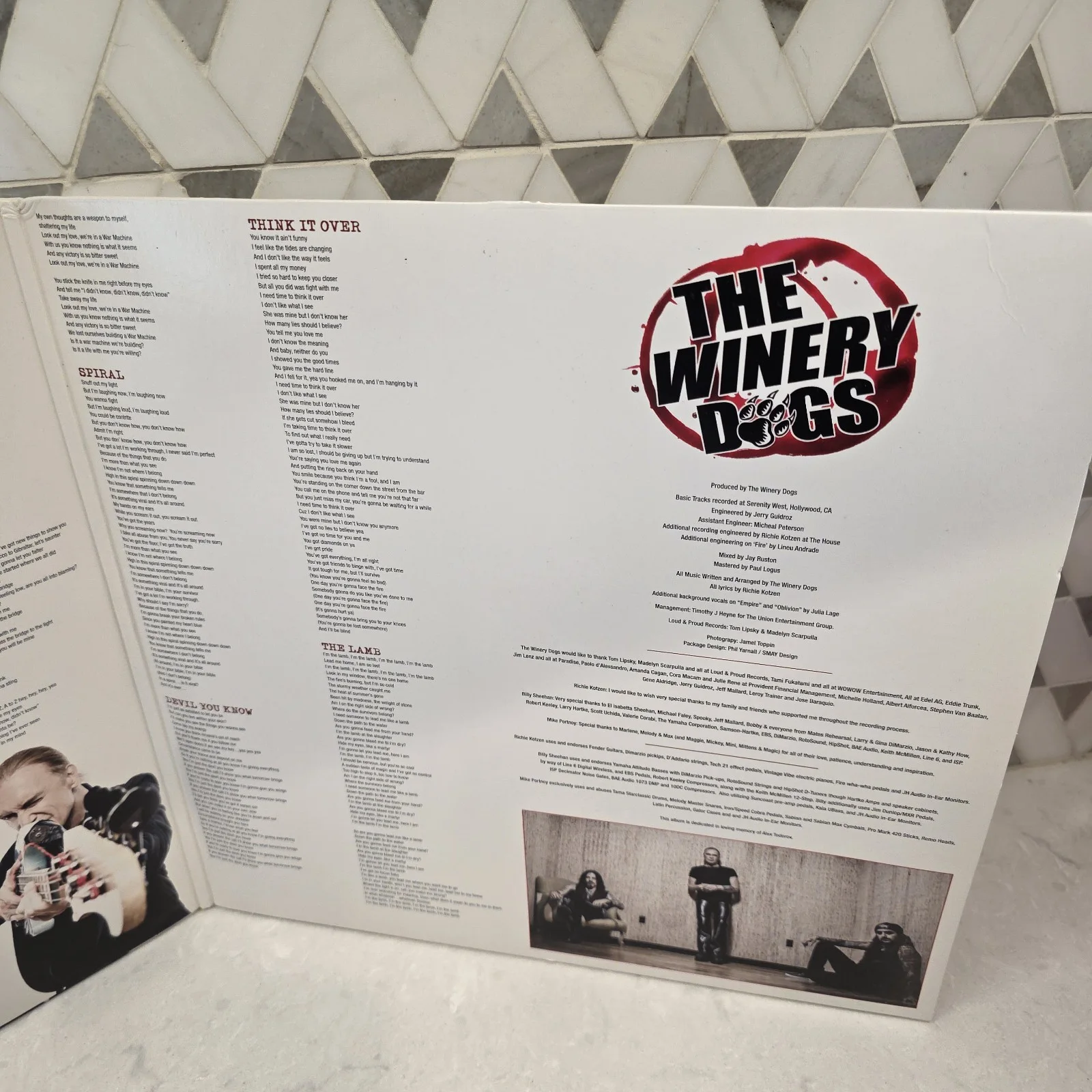 The Winery Dogs Signed Hot Streak White Color Double Vinyl Record, изображение 5