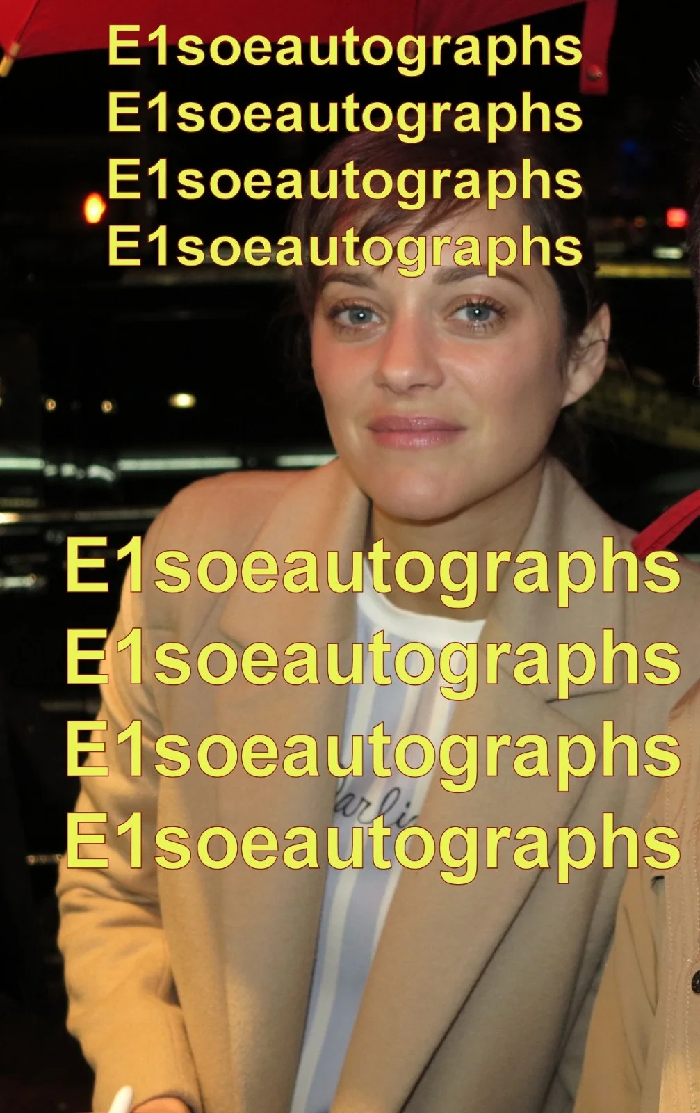Marion Cottilard — Marion Cotillard signed 8x10 photo In Person. Proof. Dark Knight, image 3