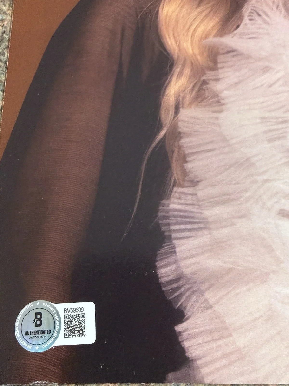 Maddie and Tae Signed Vinyl Insert BAS!!, image 4
