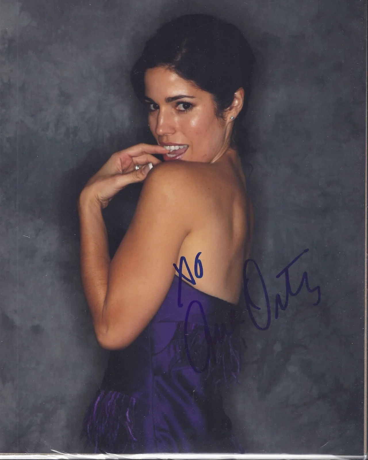 Ana Ortiz — Ana Ortiz Autographed Photo 9 w/ COA