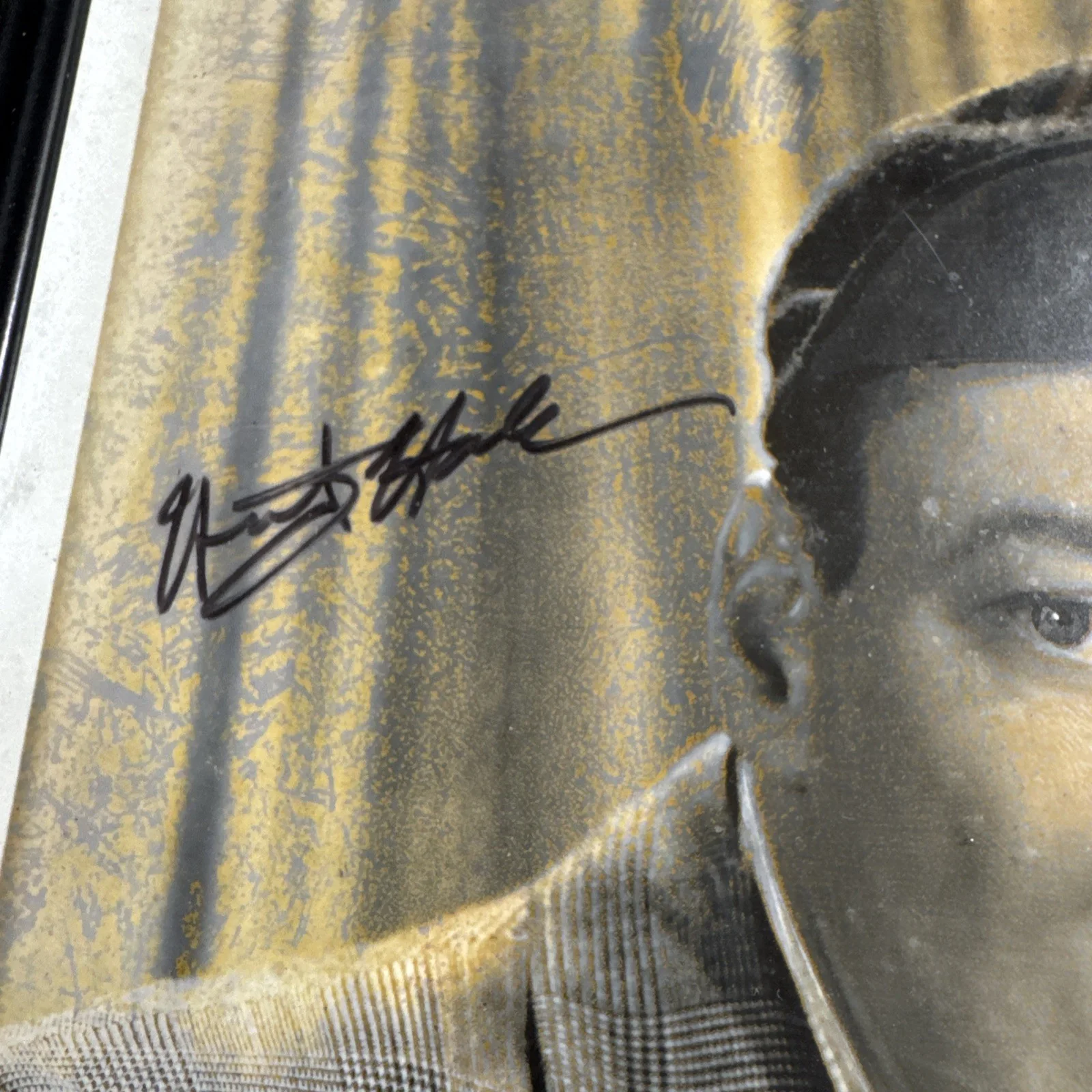 H - Huntz Hall Autograph 8x11 picture framed PHOTO w/COA, image 2