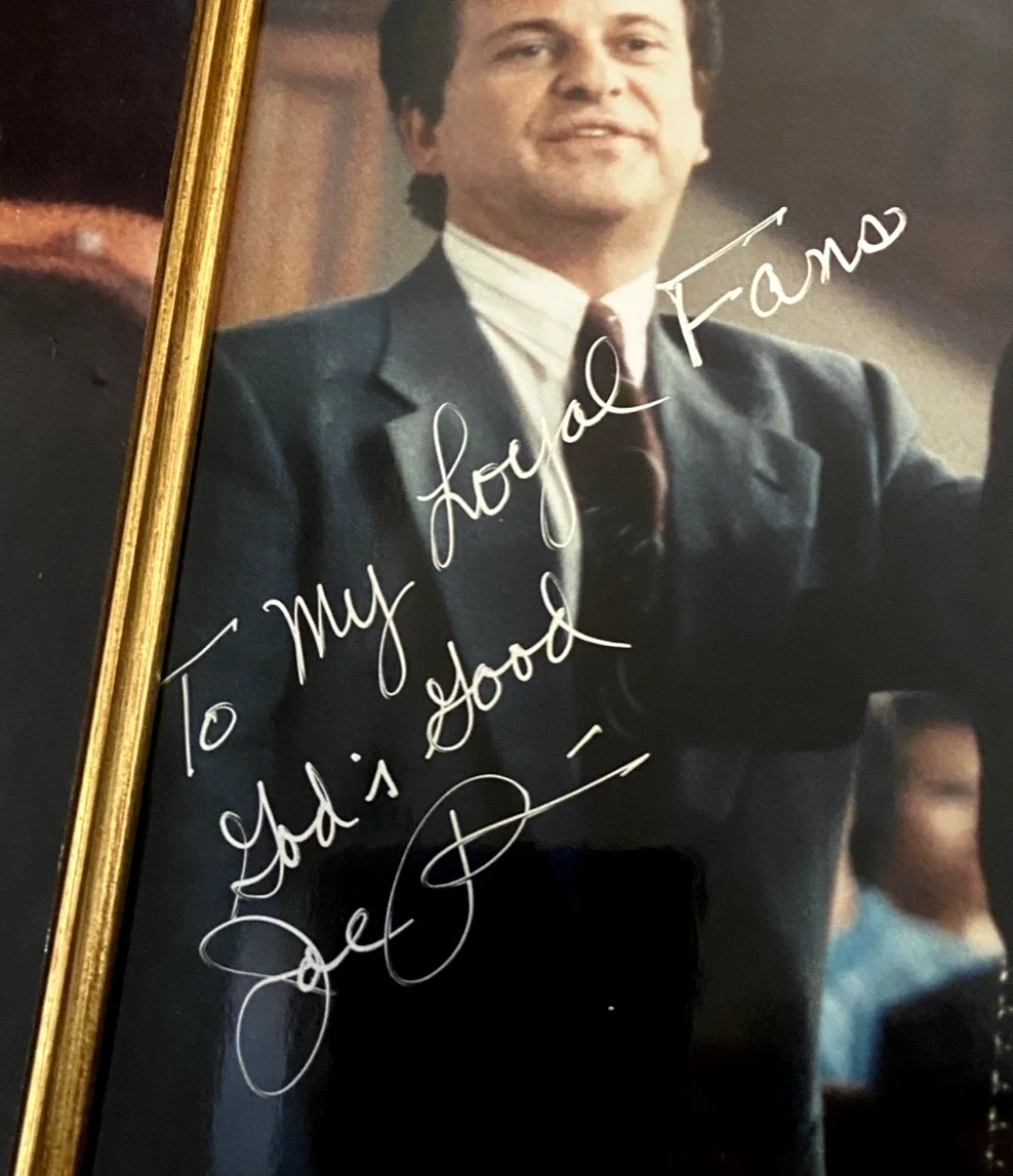 Joe Pesci, Marisa Tomei — Joe Pesci, Marisa Tomei Signed My Cousin Vinny Poster 38" x 25.5" w/ COA, изображение 5