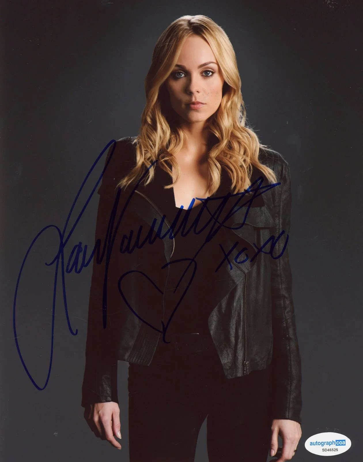 LAURA VANDERVOORT — Laura Vandervoort signed Autographed 8x10 Photo b Hot SEXY Smallville ACOA COA, изображение 3