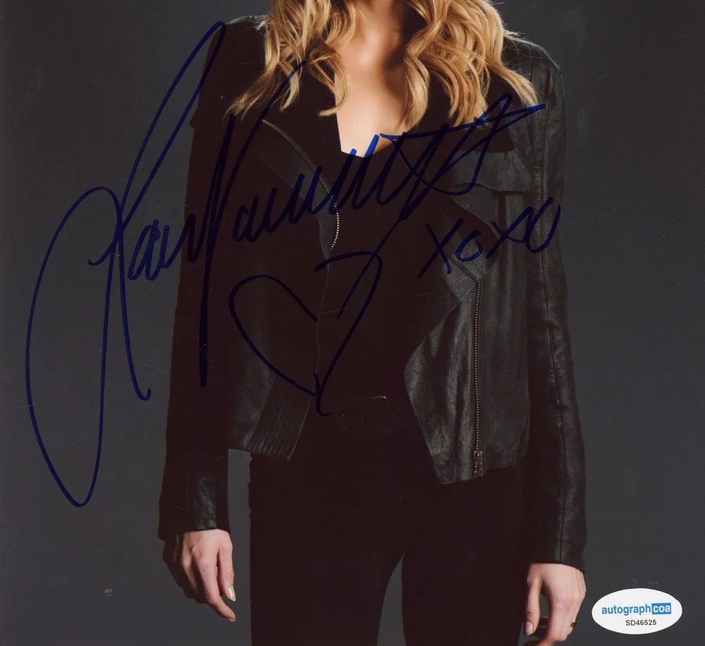LAURA VANDERVOORT — Laura Vandervoort signed Autographed 8x10 Photo b Hot SEXY Smallville ACOA COA, изображение 4