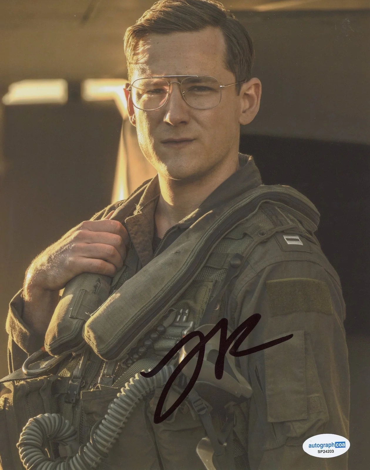 Lewis Pullman — Lewis Pullman Signed Autographed TOP GUN MAVERICK 'BOB' 8x10 Photo PROOF ACOA B, image 2