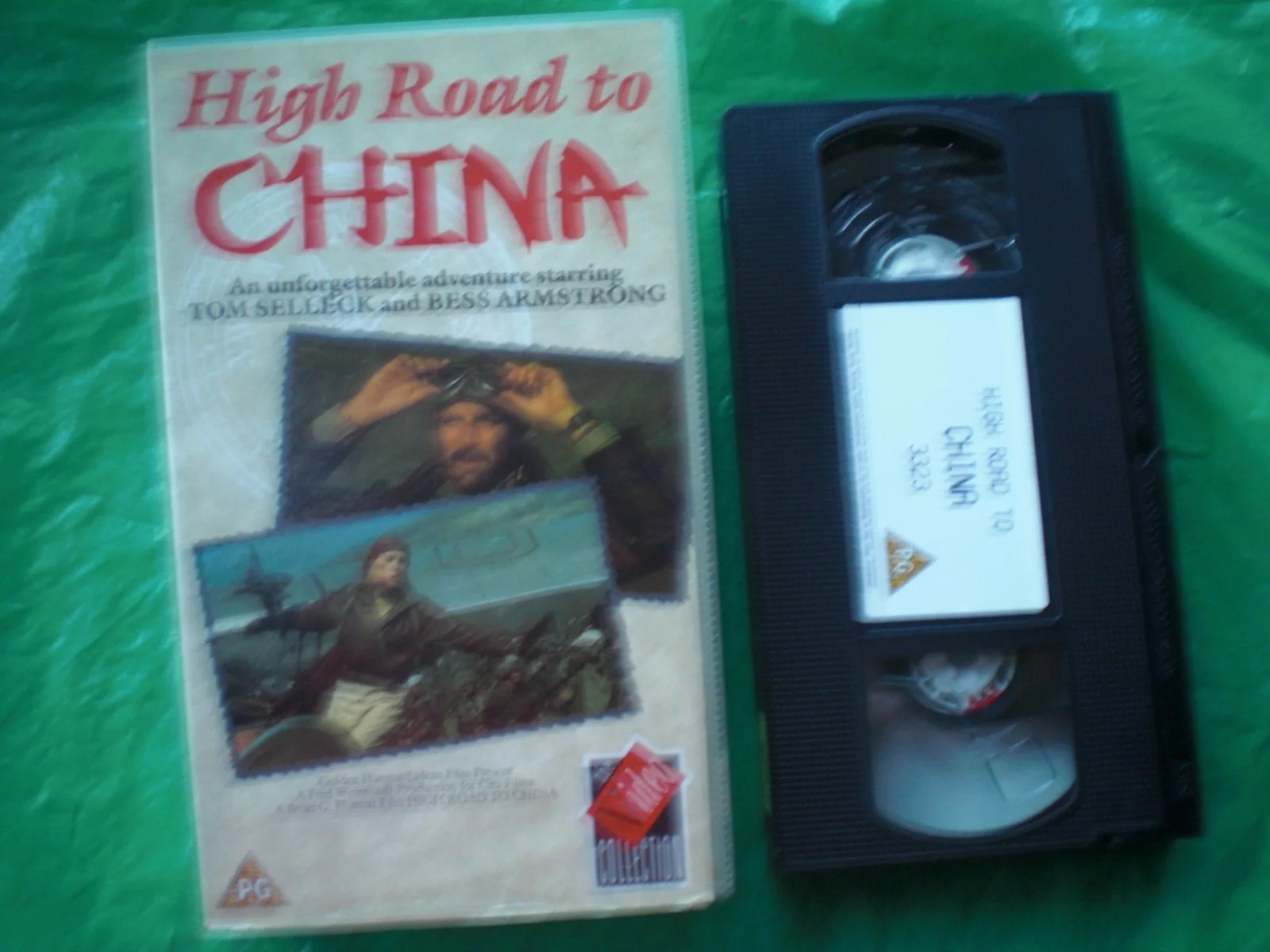 HIGH ROAD TO CHINA (TOM SELLECK) VIDEO SLEEVE + FREE FAULTY VIDEO 10614, изображение 2