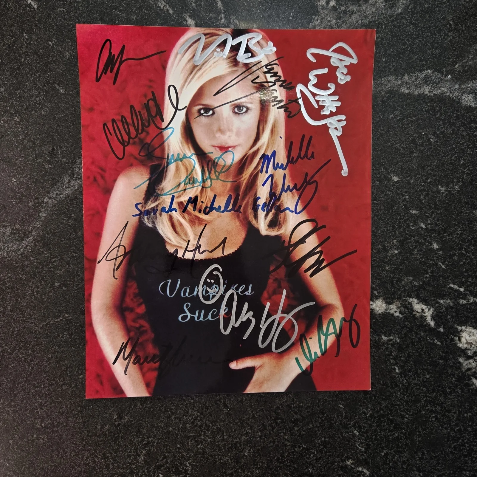 Sarah Michelle Gellar — Buffy The Vampire Slayer Cast And Crew Autographed Photograph 8x10, image 2