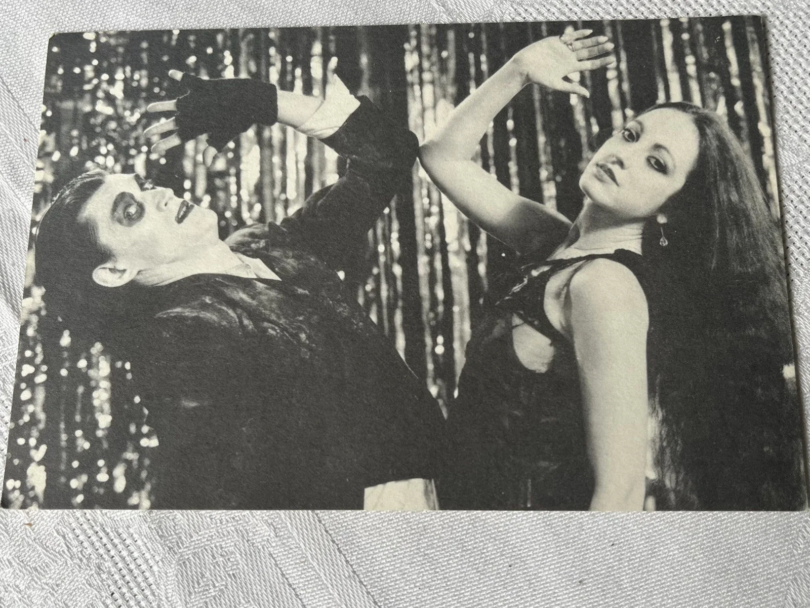 2 x Vintage 80’s Black & White “Rocky Horror Picture Show”Postcards Harrogate, изображение 3