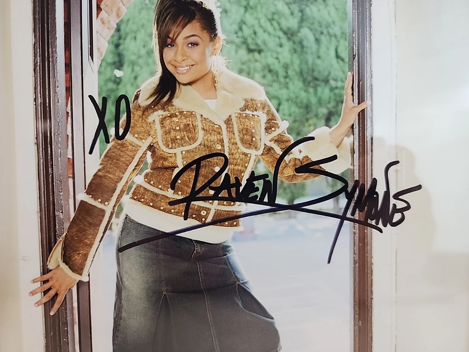 Raven Symone — Raven Symone "That's So Raven" AUTOGRAPH Signed 'Raven Baxter' 8x10 Photo COA, изображение 3